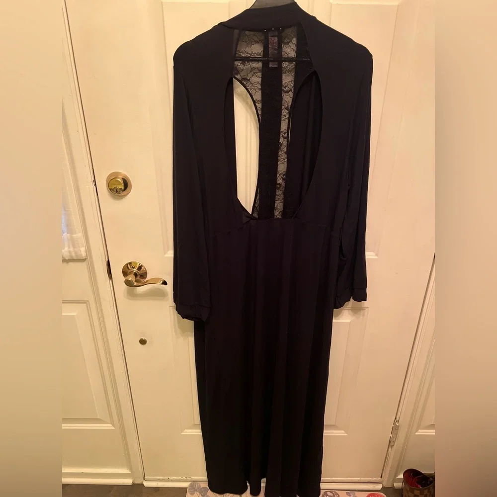 Savage Fenty Woman Robe Black Long Lace Size M/L - Picture 9 of 10